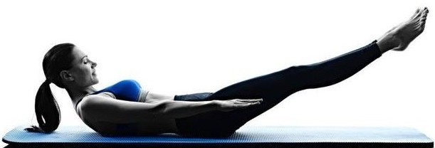 Hundreds por Shalo Smith